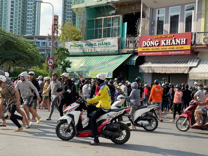 "Giật cô hồn": Biến tướng văn hóa và hệ lụy pháp lý- Ảnh 1. "Giật cô hồn": Biến tướng văn hóa và hệ lụy pháp lý- Ảnh 1.
