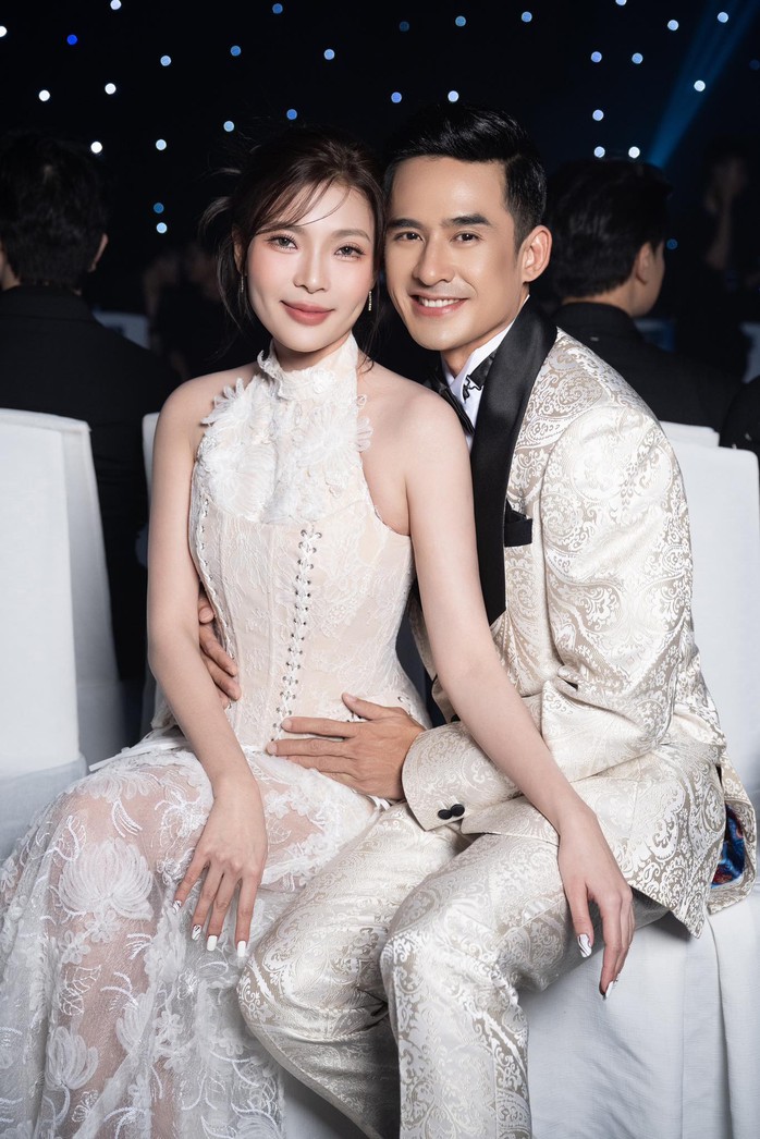 Lương Thế Thành bác tin chia tay Thúy Diễm vì cảnh hôn - Ảnh 2.