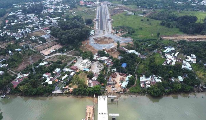 Tiến độ xây dựng đường trục trung tâm biên hòa đạt mục tiêu hoàn thành vào tháng 10 - 2025 - Ảnh 1.