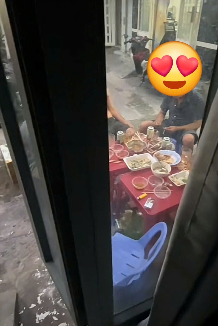 Bán nhà vì gặp hàng xóm ích kỷ - Ảnh 1.