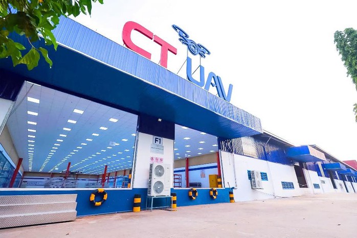 CT UAV tiên phong với nhà máy Composite tự tiến hóa- Ảnh 2. CT UAV tiên phong với nhà máy Composite tự tiến hóa- Ảnh 2.