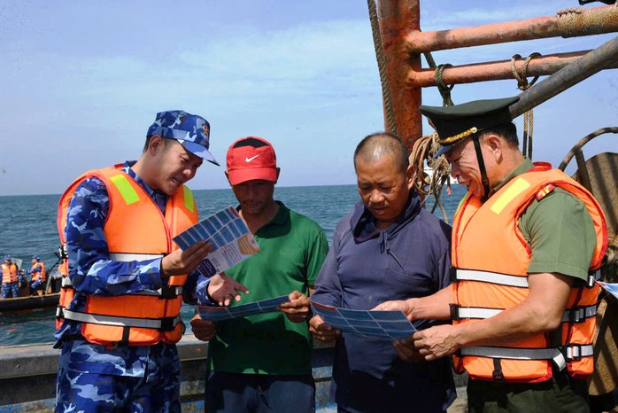 Tạo sinh kế bền vững cho ngư dân - Ảnh 1.