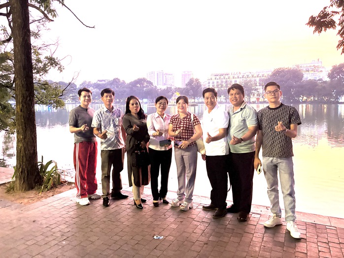 Nghệ nhân ưu tú Nguyễn Thanh Tùng, Ái Hằng tạo dấu ấn đẹp tại Hà Nội- Ảnh 3. Nghệ nhân ưu tú Nguyễn Thanh Tùng, Ái Hằng tạo dấu ấn đẹp tại Hà Nội- Ảnh 3.