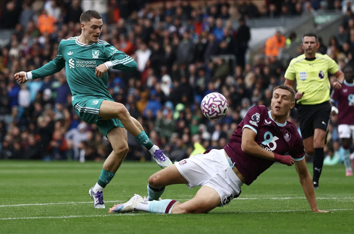 5 phút cuối nghiệt ngã, Burnley trắng tay sân nhà trước Liverpool - Ảnh 4.