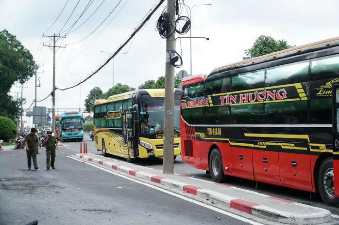 TP HCM Xử phạt xe khách vi phạm an toàn giao thông với 17 trường hợp bị xử lý - Ảnh 3.