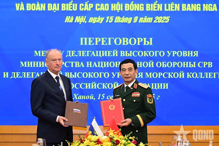 Trợ lý Tổng thống, Chủ tịch Hội đồng Biển Liên bang Nga thăm Việt Nam- Ảnh 4.
