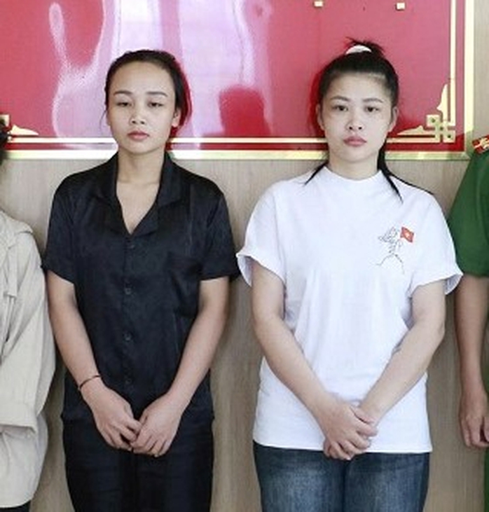 2 Cô gái trẻ đẹp lừa bán 13 người sang khu Tam giác vàng - bộ luật cần bảo vệ - Ảnh 1. 2 Cô gái trẻ đẹp lừa bán 13 người sang khu Tam giác vàng - bộ luật cần bảo vệ - Ảnh 1.