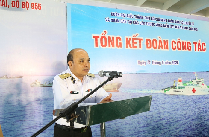 Đoàn đại biểu TP HCM hoàn thành chuyến công tác thăm quân dân các đảo Tây Nam và Nhà giàn DK1 - Ảnh 2.