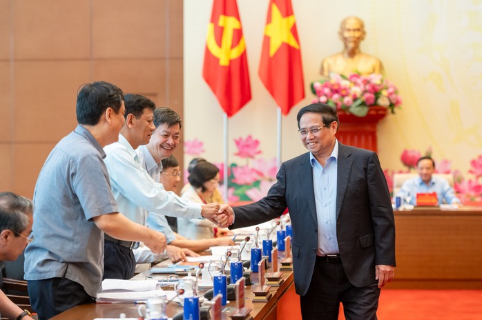Thủ tướng và Chủ tịch Quốc hội chủ trì Hội nghị chuẩn bị Kỳ họp thứ 10 - Ảnh 2.