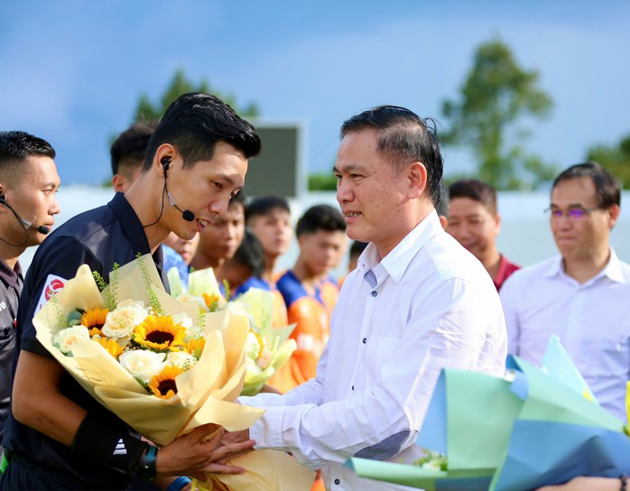 U17 VĐQG: CLB bóng đá TP HCM giành 3 điểm trong ngày ra quân - Ảnh 2.