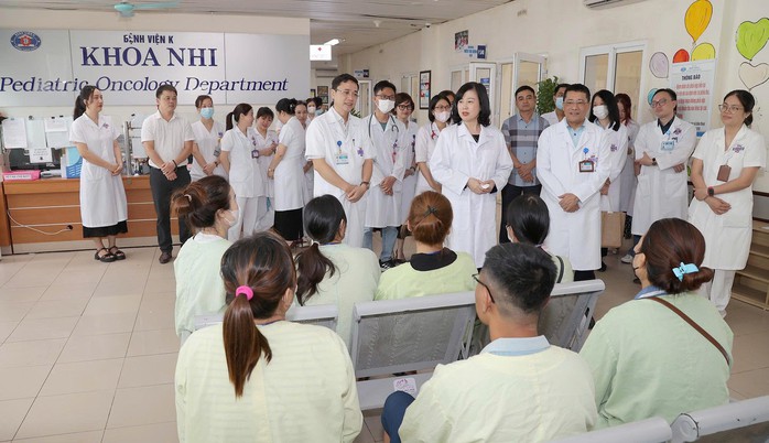 Bộ trưởng Bộ Y tế Đào Hồng Lan nói về lộ trình miễn viện phí- Ảnh 2.