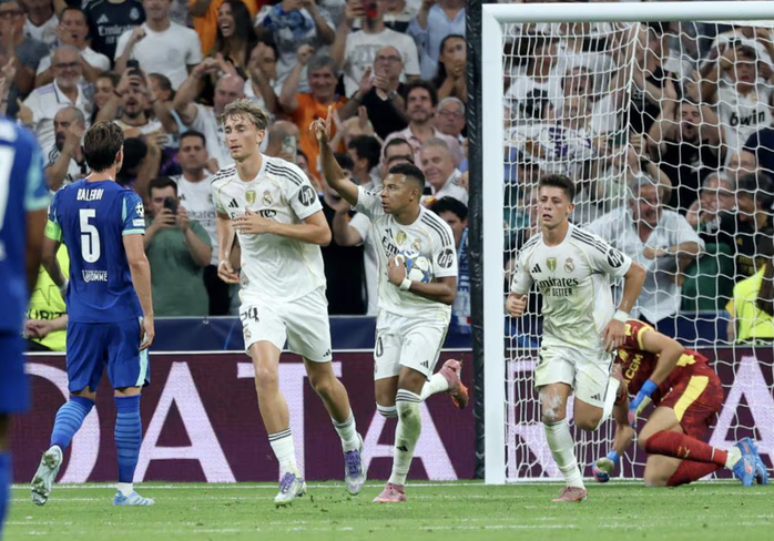 "Người hùng" Mabppe lập kỳ tích, Real Madrid thoát hiểm tại Bernabeu- Ảnh 5. "Người hùng" Mabppe lập kỳ tích, Real Madrid thoát hiểm tại Bernabeu- Ảnh 5.