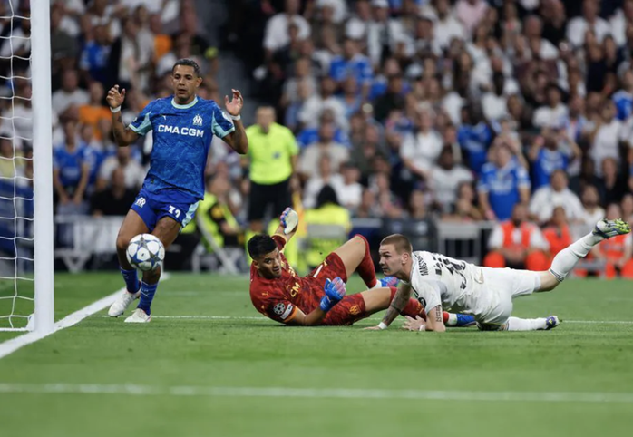 "Người hùng" Mabppe lập kỳ tích, Real Madrid thoát hiểm tại Bernabeu- Ảnh 1. "Người hùng" Mabppe lập kỳ tích, Real Madrid thoát hiểm tại Bernabeu- Ảnh 1.