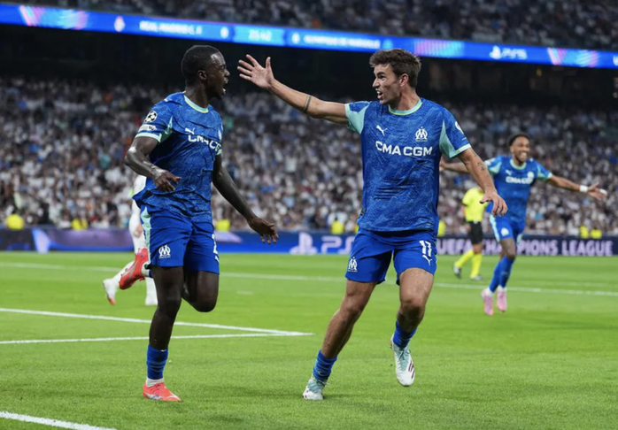 "Người hùng" Mabppe lập kỳ tích, Real Madrid thoát hiểm tại Bernabeu- Ảnh 2. "Người hùng" Mabppe lập kỳ tích, Real Madrid thoát hiểm tại Bernabeu- Ảnh 2.