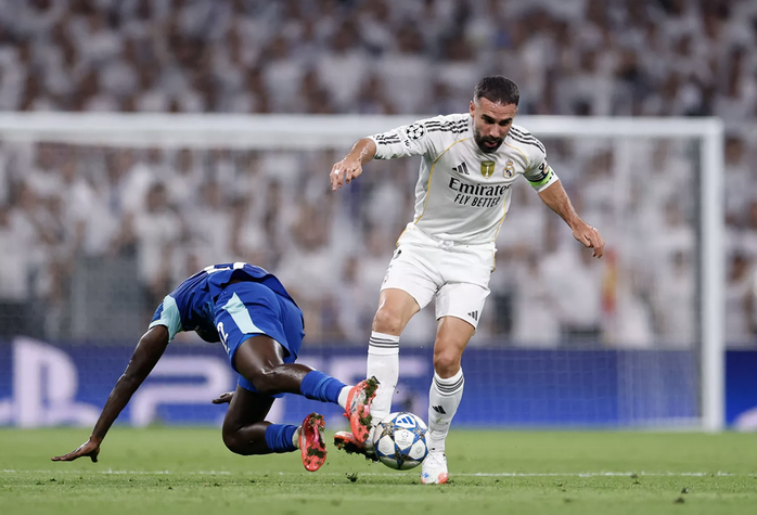"Người hùng" Mabppe lập kỳ tích, Real Madrid thoát hiểm tại Bernabeu- Ảnh 4. "Người hùng" Mabppe lập kỳ tích, Real Madrid thoát hiểm tại Bernabeu- Ảnh 4.