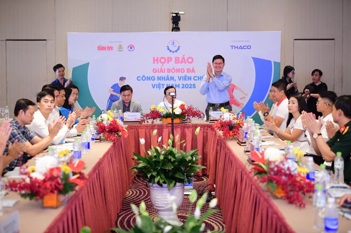 40 đội bóng tham dự Giải Bóng đá công nhân viên chức Việt Nam 2025 - Ảnh 1.