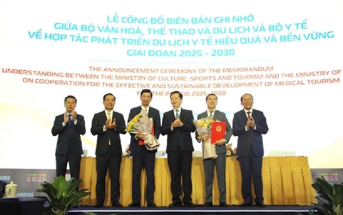 Two ministries partner to build Vietnam into a medical tourism destination- Ảnh 1. Two ministries partner to build Vietnam into a medical tourism destination- Ảnh 1.