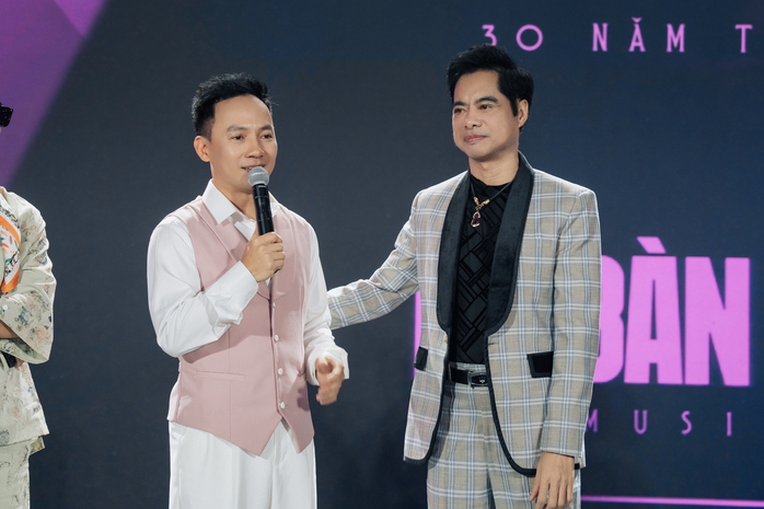 Những ai đến chúc mừng 30 năm ca hát của Đinh Tiến Đạt? - Ảnh 3. Những ai đến chúc mừng 30 năm ca hát của Đinh Tiến Đạt? - Ảnh 2.
