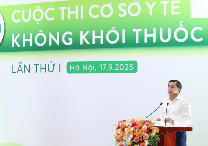 Hút thuốc lá trong bệnh viện: Vì sao khó xử phạt?- Ảnh 1.