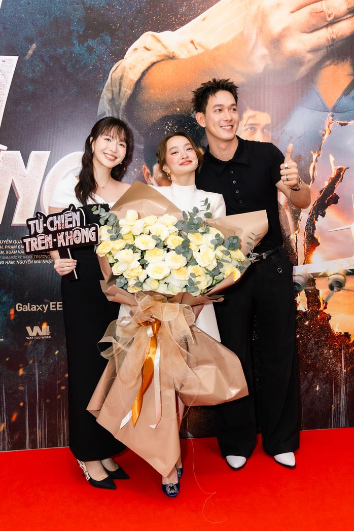 Minh Hằng, Thu Trang… chúc mừng Thái Hòa, Kaity Nguyễn - Ảnh 4.