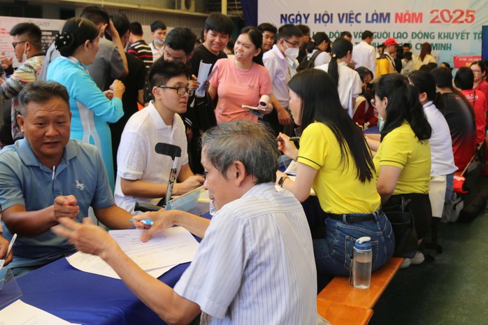 TP HCM tuyển dụng hơn 3.000 vị trí, mở rộng cơ hội cho người khuyết tật- Ảnh 1. TP HCM tuyển dụng hơn 3.000 vị trí, mở rộng cơ hội cho người khuyết tật- Ảnh 1.
