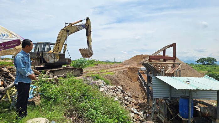 Biến phế thải xây dựng thành vật liệu hữu ích - Ảnh 1.
