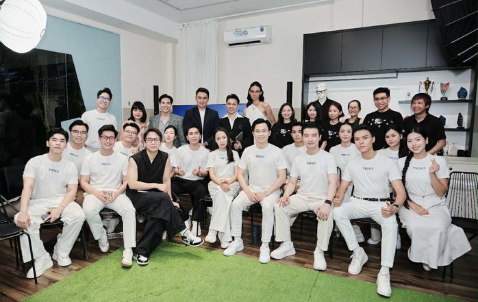 Siêu mẫu Vũ Linh, Vương Gia Thuận lan tỏa cảm hứng tại workshop STYLE SENSE- Ảnh 6.