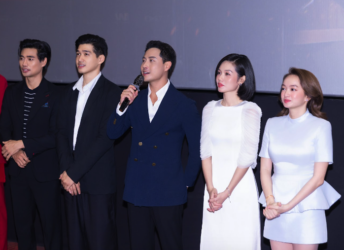"Tử chiến trên không" hấp dẫn đến phút cuối cùng- Ảnh 9. "Tử chiến trên không" hấp dẫn đến phút cuối cùng- Ảnh 9.