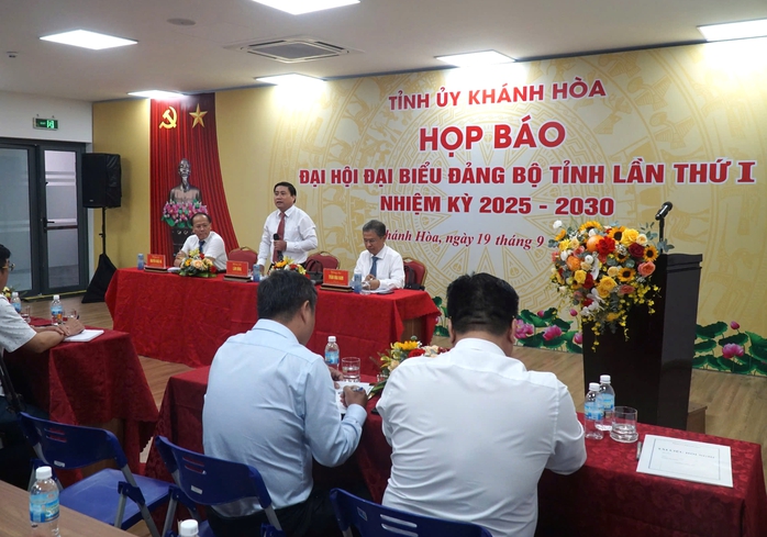Khánh Hòa sẽ có 54 Tỉnh ủy viên, 14 ủy viên Ban Thường vụ - Ảnh 1.