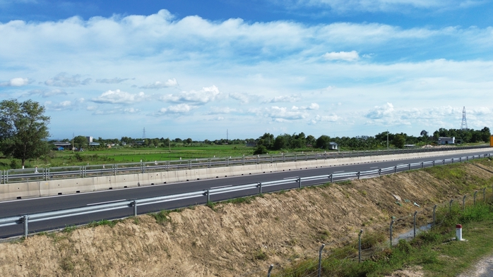 Nguyên nhân gây xói lở tuyến cao tốc Vĩnh Hảo – Phan Thiết Bất ngờ được xác định - Ảnh 3.