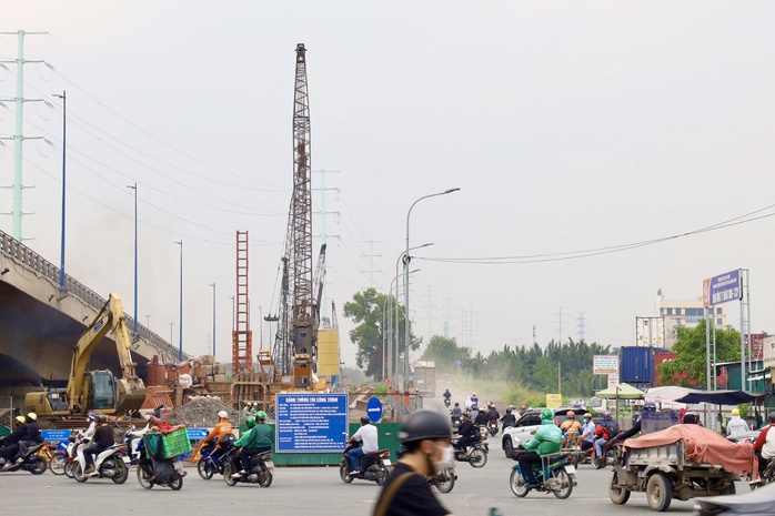 Nút giao Mỹ Thủy đội vốn gấp ba, chậm tiến độ triền miên, vì đâu?- Ảnh 1.