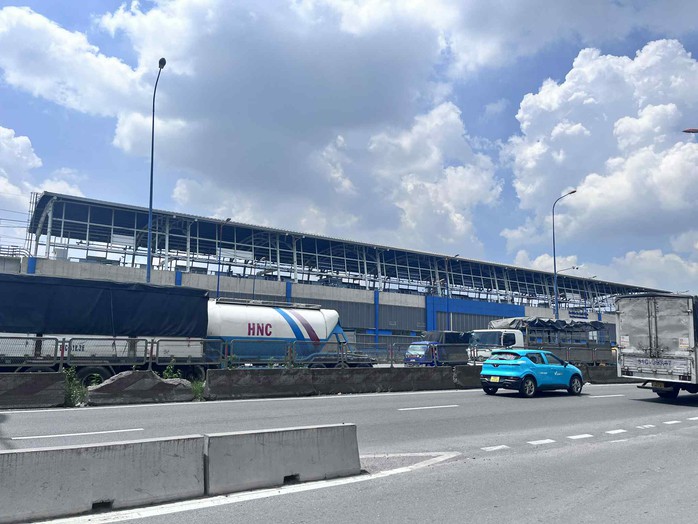 Thúc đẩy sử dụng phương tiện công cộng - Ảnh 1. Thúc đẩy sử dụng phương tiện công cộng - Ảnh 1.