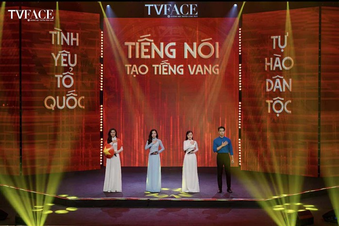 Các thế hệ MC truyền hình tự hào về tình yêu tổ quốc và tinh thần dân tộc - Ảnh 3.