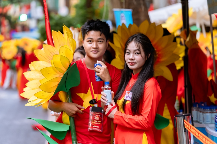 Vinamilk hòa nhịp cùng ngày hội non sông- Ảnh 5. Vinamilk hòa nhịp cùng ngày hội non sông- Ảnh 5.
