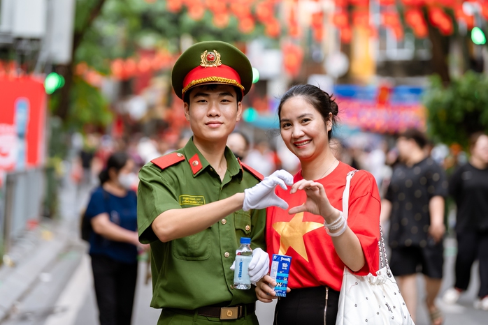 Vinamilk hòa nhịp cùng ngày hội non sông- Ảnh 8. Vinamilk hòa nhịp cùng ngày hội non sông- Ảnh 8.