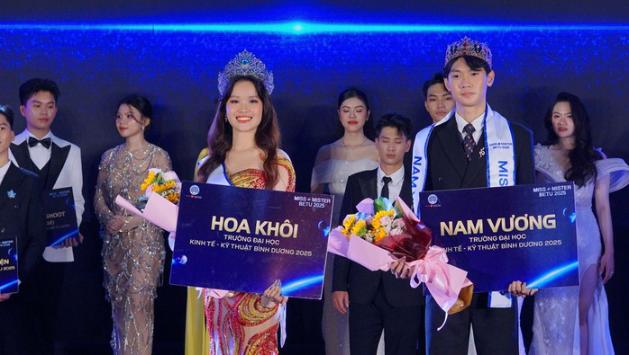 Tìm thấy hoa khôi và nam vương của trường BETU
- Ảnh 1. Tìm thấy hoa khôi và nam vương của trường BETU
- Ảnh 1.