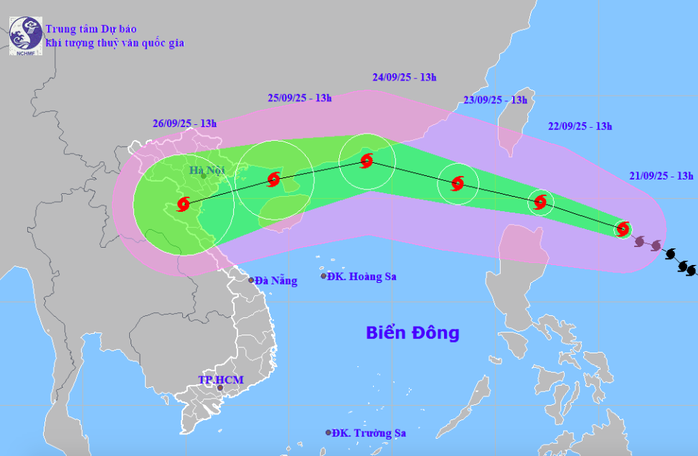 Bão Ragasa giật trên cấp 17, khả năng đổi hướng vào nước ta- Ảnh 1.