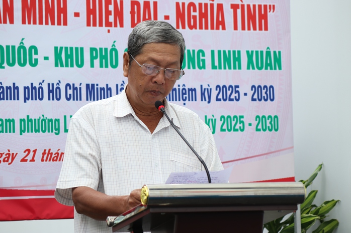 Phường Linh Xuân ra mắt "Khu phố rực rỡ màu cờ Tổ quốc" - Ảnh 2.