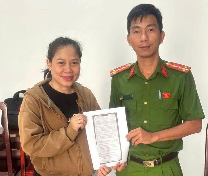 Người phụ nữ ở Tây Ninh vui mừng nhận lại 190 triệu đồng chuyển nhầm- Ảnh 2.