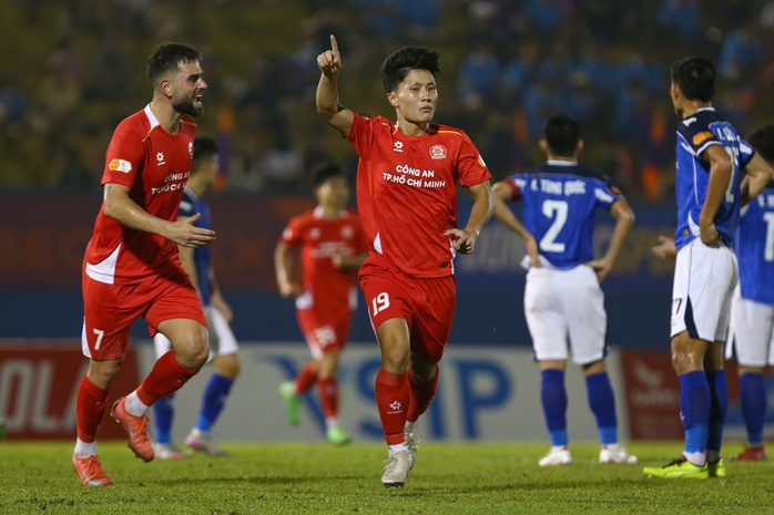 CLB Công an TP HCM thắng trận derby sau gần 3 năm- Ảnh 3. CLB Công an TP HCM thắng trận derby sau gần 3 năm- Ảnh 3.