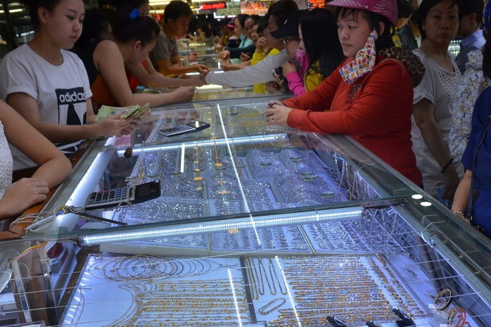 Giá vàng hôm nay, 23-9: Tiếp tục tăng- Ảnh 1.