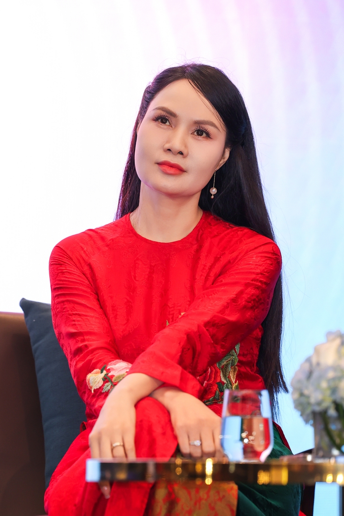 NSND Mai Hoa thân quen và mới lạ trong "Hà Nội cờ hoa" - Ảnh 3.