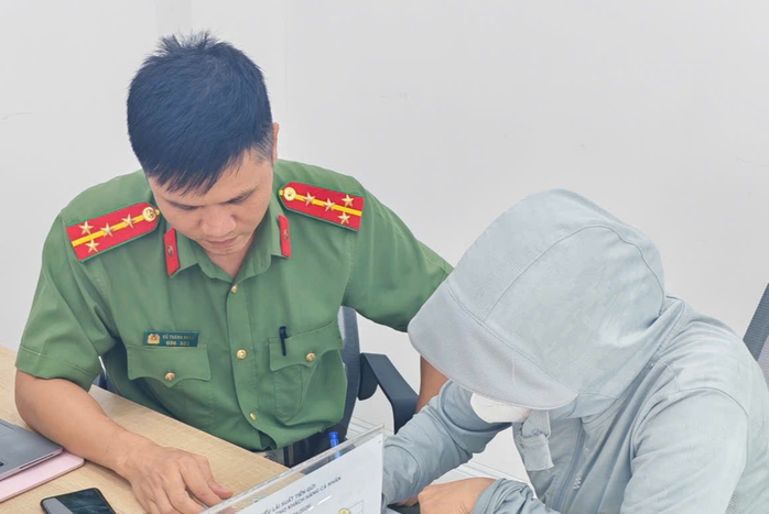 Ngăn chặn vụ lừa đảo đầu tư sinh lời gấp 5 lần, tỉ lệ thắng 100%- Ảnh 1.