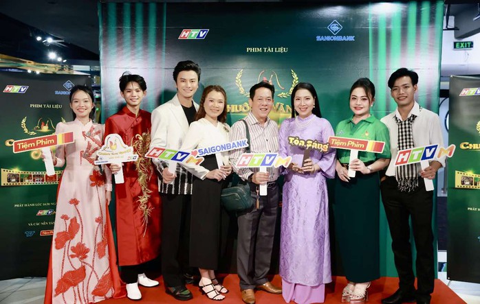 Võ Minh Lâm, Ngọc Đợi thấy mình qua phim "Chuông vàng tỏa sáng" của hãng phim TFS - Ảnh 5.