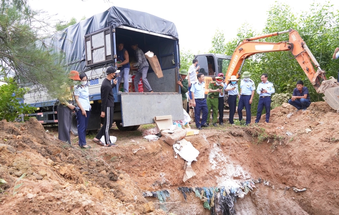 Sự thật bất ngờ trong lô hàng thực phẩm và đường "xuất xứ Thái Lan" - Ảnh 1.