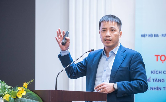 Kích cầu tiêu dùng để tăng trưởng năm 2025  - Ảnh 1.