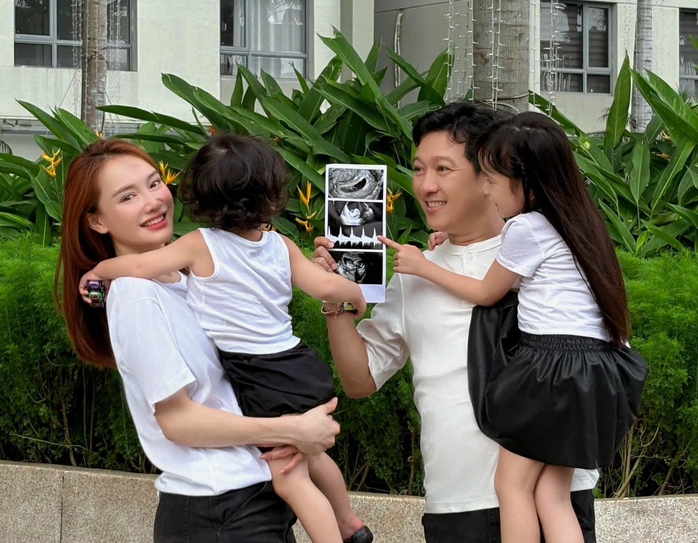 Nhã Phương xác nhận mang thai lần 3- Ảnh 1.