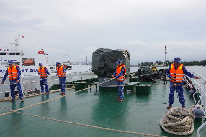 Bộ Tư lệnh Vùng Cảnh sát biển 2 chủ động phòng chống trước diễn biến phức tạp của bão số 10- Ảnh 1.