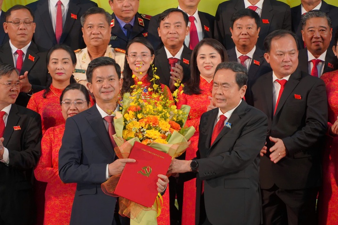 Tổng Thư ký Quốc hội được chỉ định làm Bí thư Thành ủy Cần Thơ - Ảnh 1.
