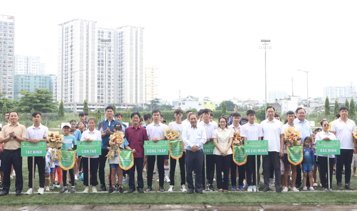 Sôi động khởi tranh Giải vô địch Roller Sports các đội mạnh quốc gia 2025- Ảnh 1. Sôi động khởi tranh Giải vô địch Roller Sports các đội mạnh quốc gia 2025- Ảnh 1.